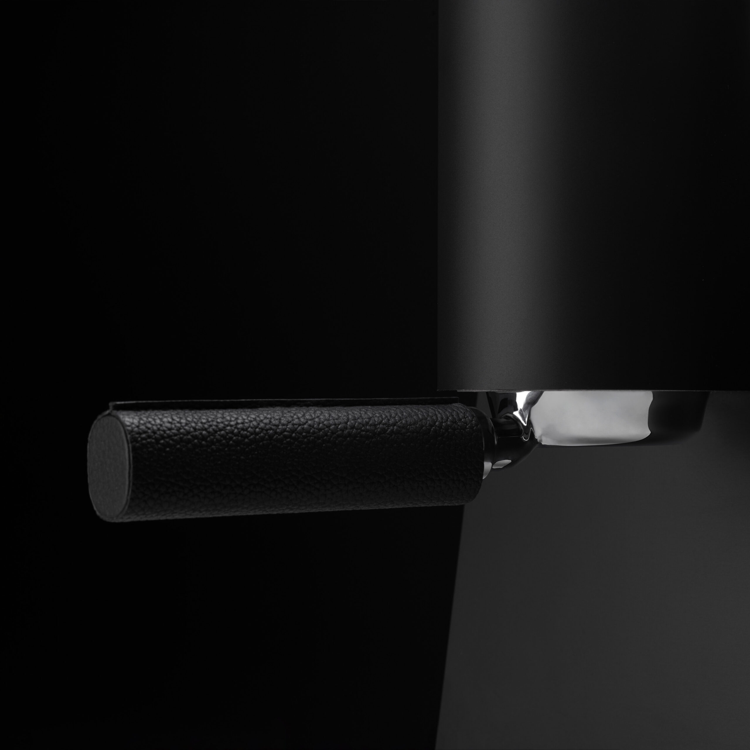 ligre-bodenloser-siebtr-ger-leder-pebble-black image 7