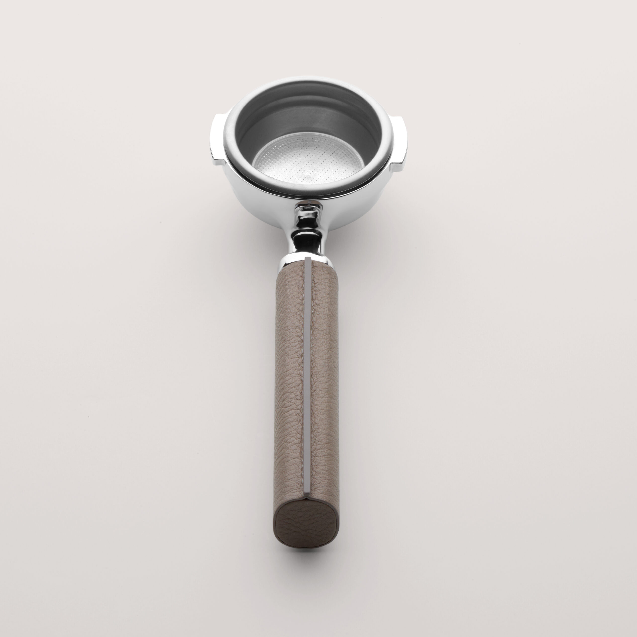 ligre-bodenloser-siebtr-ger-leder-elephant-grey-naked image 2